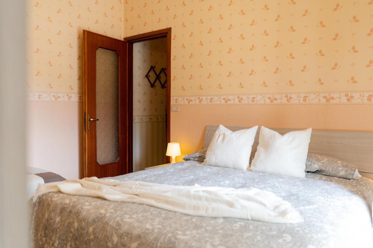 Pietra Ligure Downtown Convenience -Free Parking Apartment Exterior photo